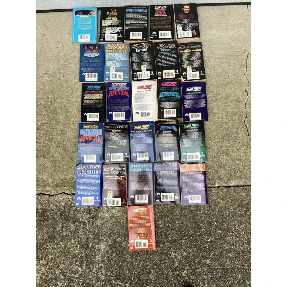 Lot Of 29 Vintage Star Trek POCKET Books Paperback Next Gen,Voyager, Original